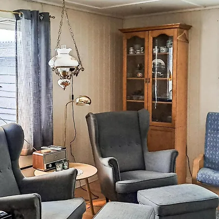 Amazing In With House A Mountain View * Tovik
