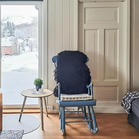 Amazing In With House A Mountain View Tovik